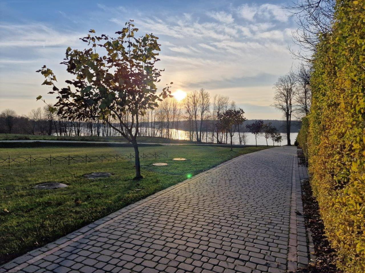 Dworek Holny Hołny Wolmera Exteriör bild